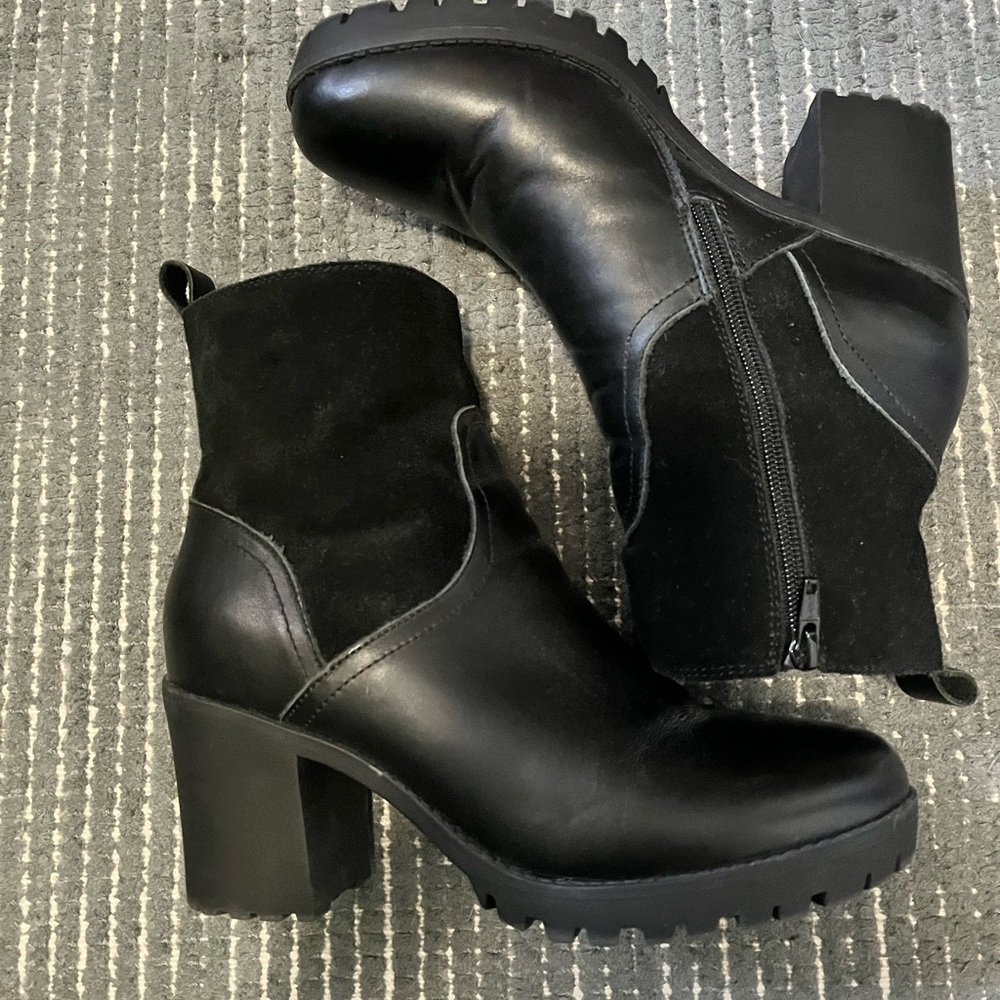 Soludos Dani Shearling Platform Boot - image 1